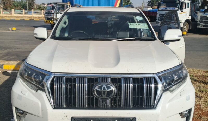 
								TOYOTA PRADO VXL full									