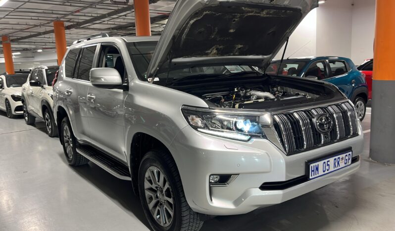 
								TOYOTA PRADO VXL full									