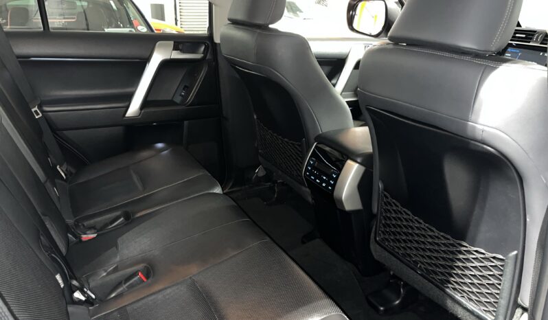 
								TOYOTA PRADO VXL full									