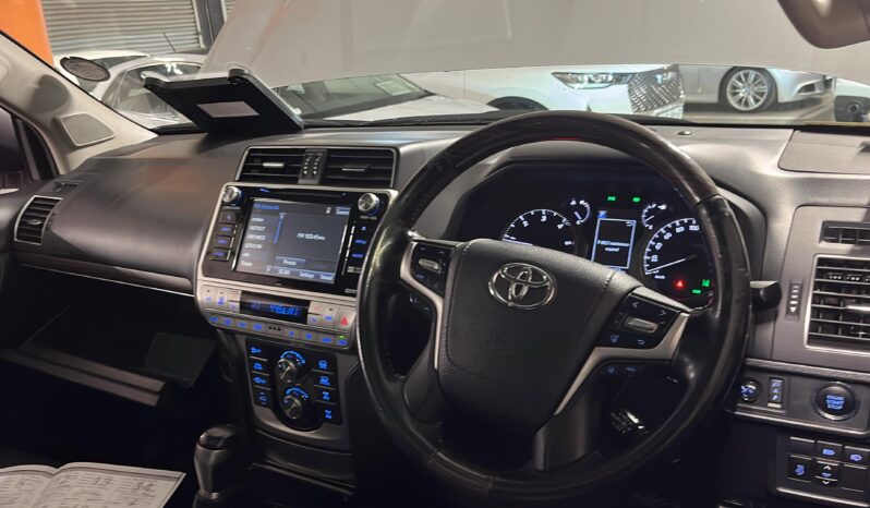 
								TOYOTA PRADO VXL full									