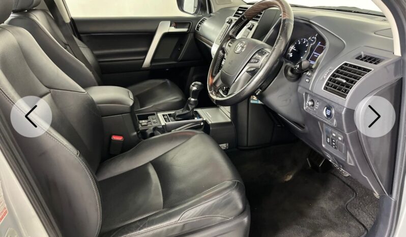 
								TOYOTA PRADO VXL full									