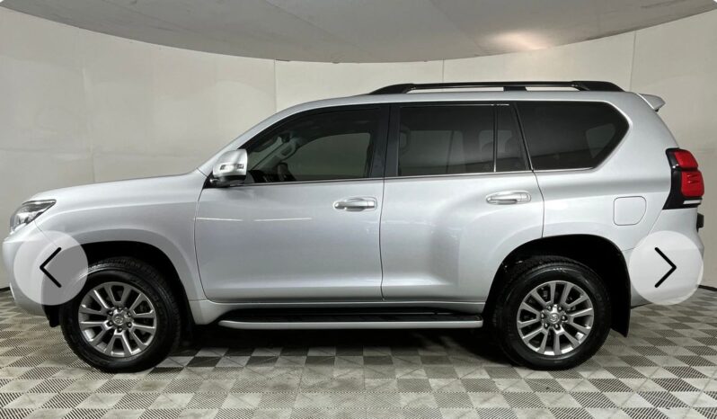 
								TOYOTA PRADO VXL full									